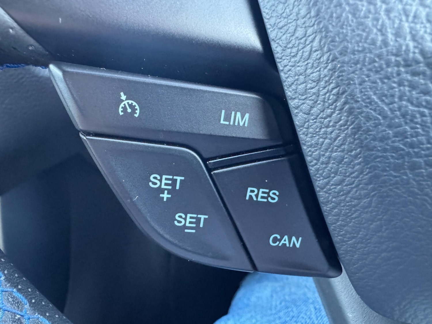 Used Ford Focus 2017 for sale - 76991087: Photo 33