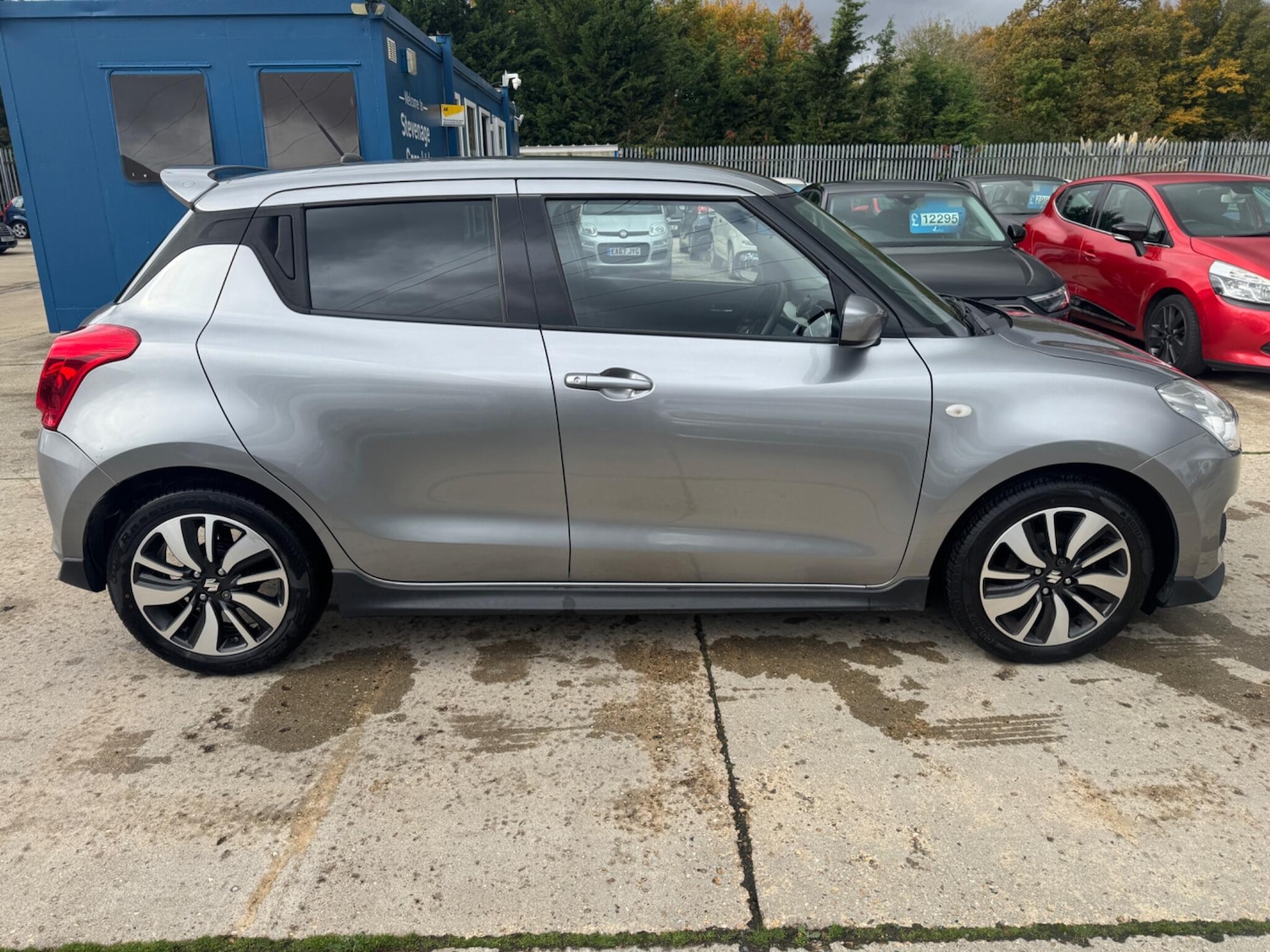 Used Suzuki Swift 2020 for sale - 76189618: Photo 10