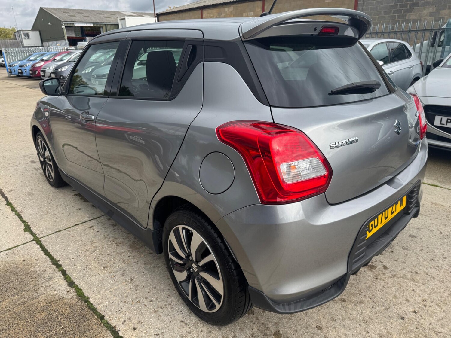 Used Suzuki Swift 2020 for sale - 76189618: Photo 8