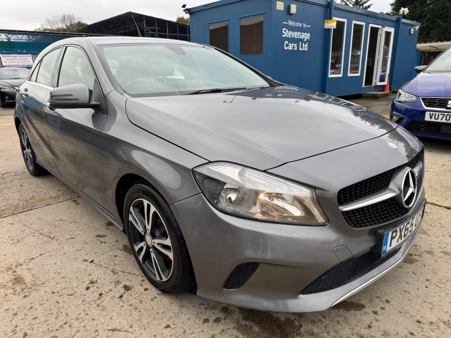 Used Mercedes-Benz A-Class 2015 for sale - 76562391: Photo 2