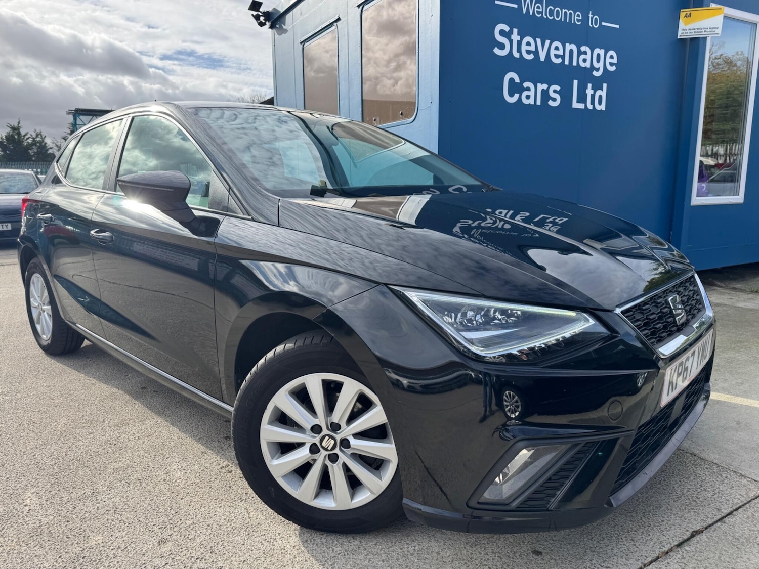 Used SEAT Ibiza 2017 for sale - 76399126: Photo 1