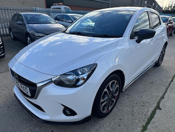 Used Mazda Mazda2 2016 for sale - 77016230: Photo
