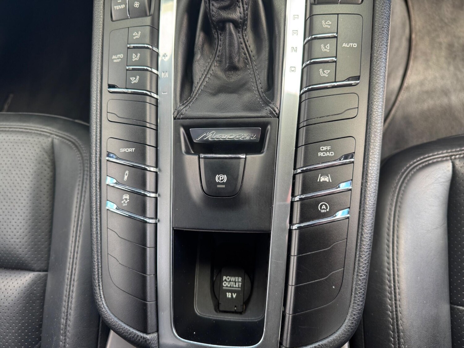 Used Porsche Macan 2016 for sale - 75670129: Photo 23