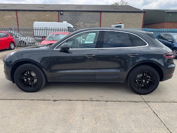 Used Porsche Macan 2016 for sale - 75670129: Photo