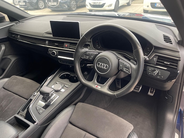 Used Audi A4 Avant 2019 for sale - 76239379: Photo 13