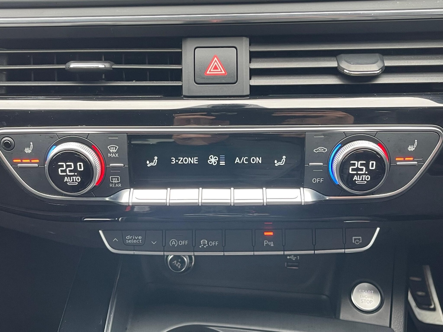 Used Audi A4 Avant 2019 for sale - 76239379: Photo 26