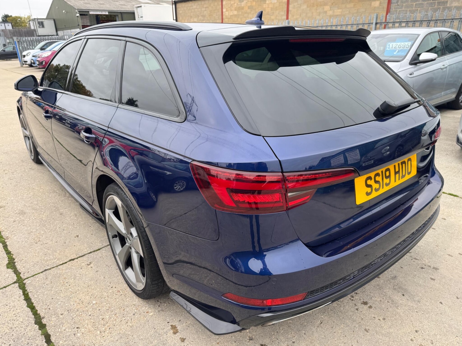 Used Audi A4 Avant 2019 for sale - 76239379: Photo 6