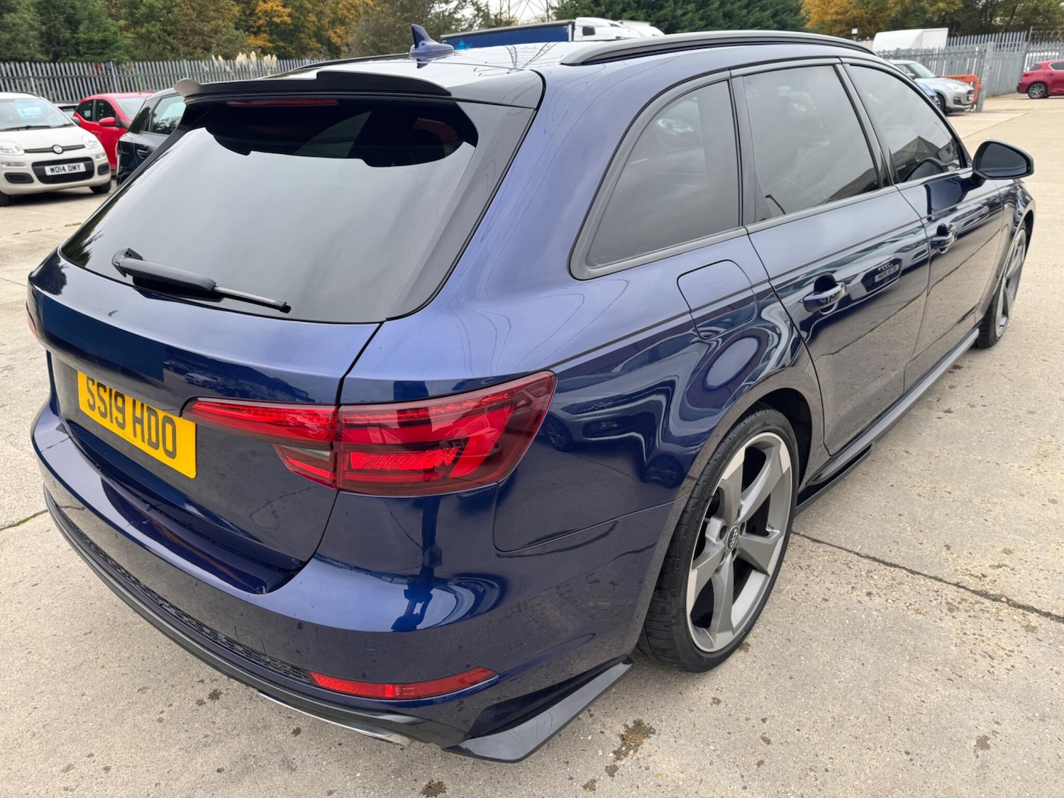 Used Audi A4 Avant 2019 for sale - 76239379: Photo 8