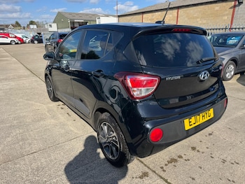 Used Hyundai i10 2017 for sale - 78590474: Photo