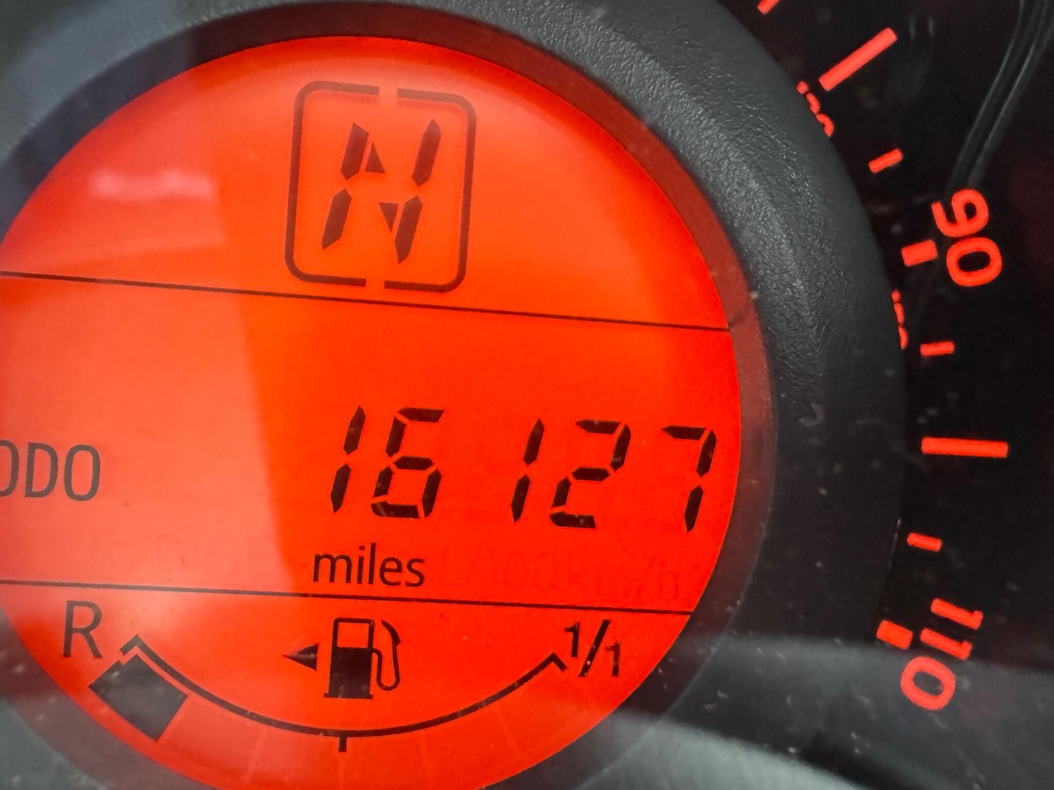 Used Toyota AYGO 2018 for sale - 76997425: Photo 10