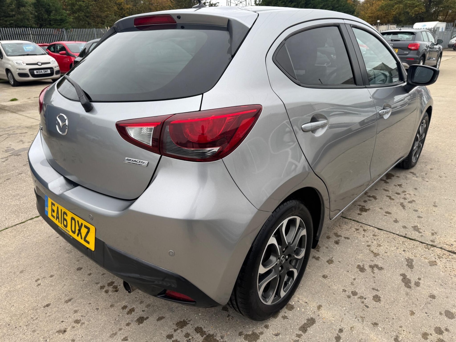 Used Mazda Mazda2 2016 for sale - 76226418: Photo 8