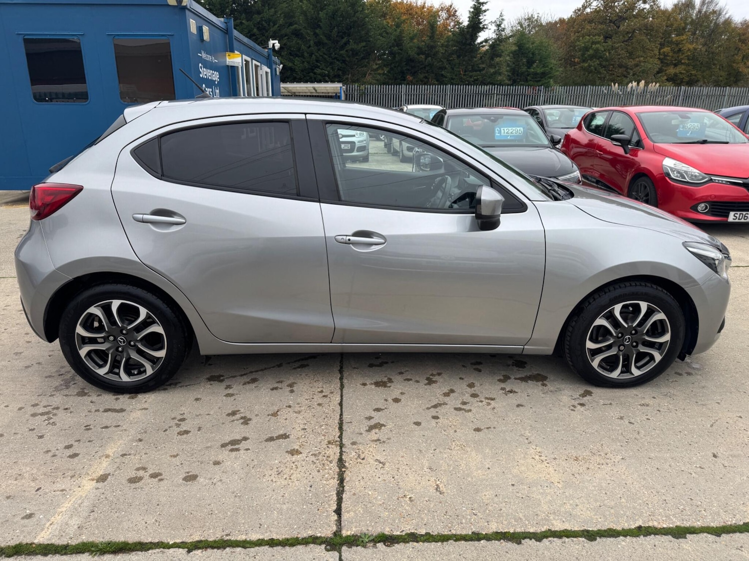 Used Mazda Mazda2 2016 for sale - 76226418: Photo 9