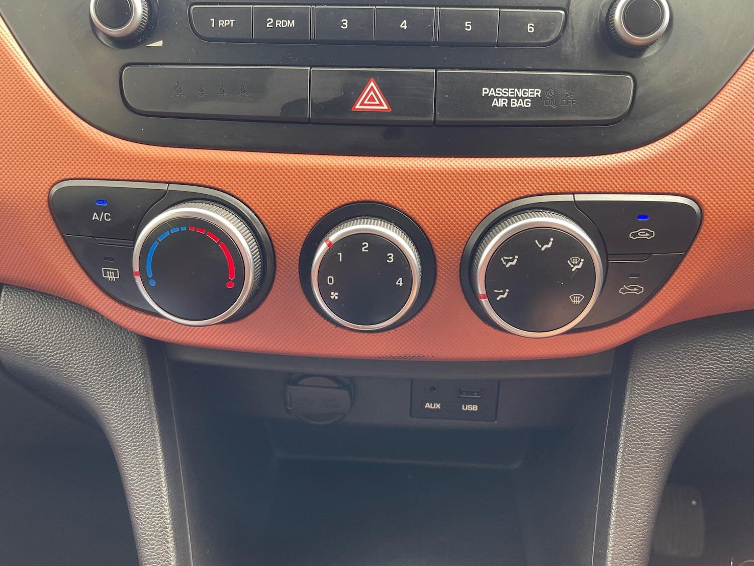 Used Hyundai i10 for sale - 76989801: Photo 16