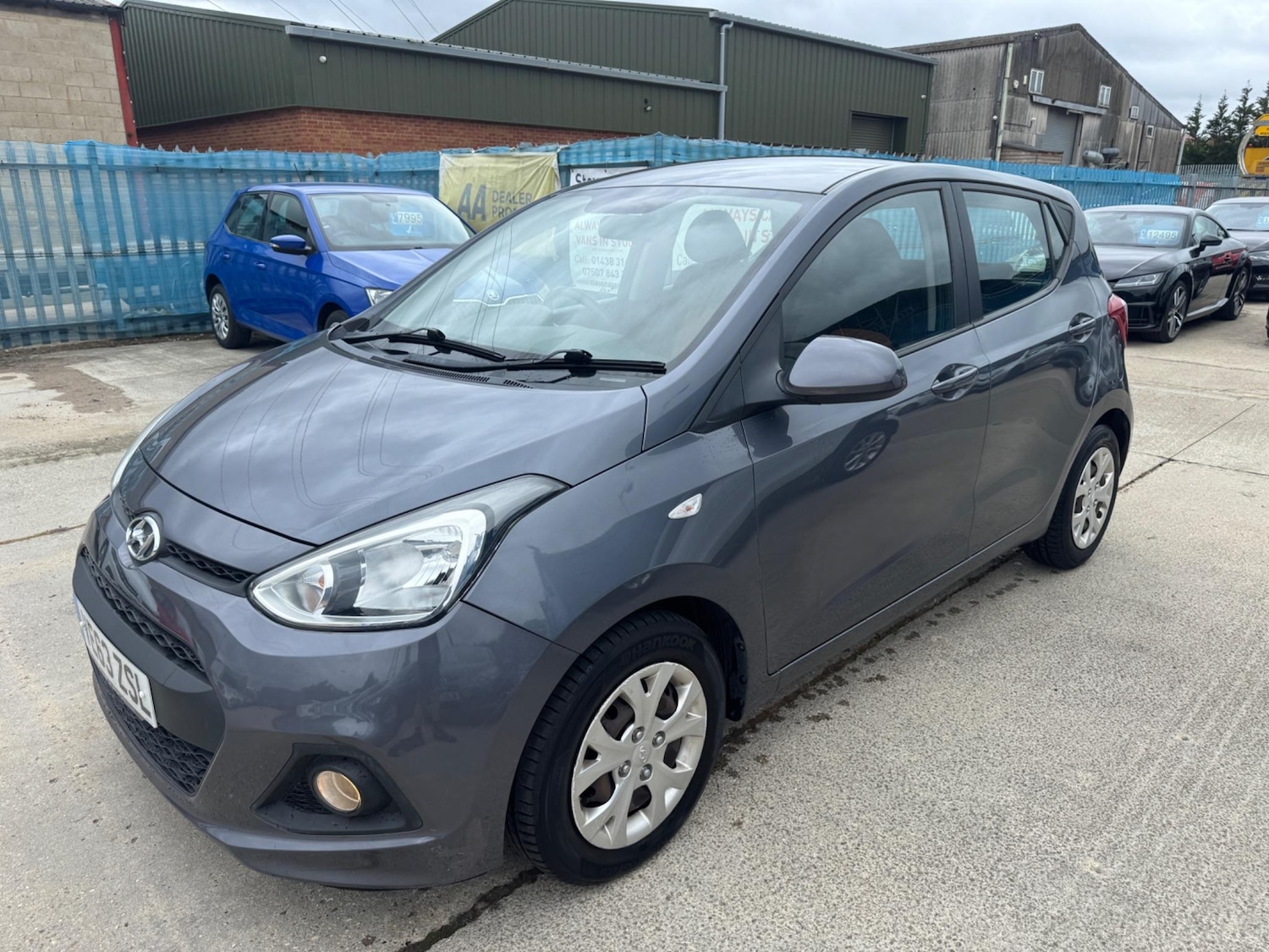 Used Hyundai i10 for sale - 76989801: Photo 3