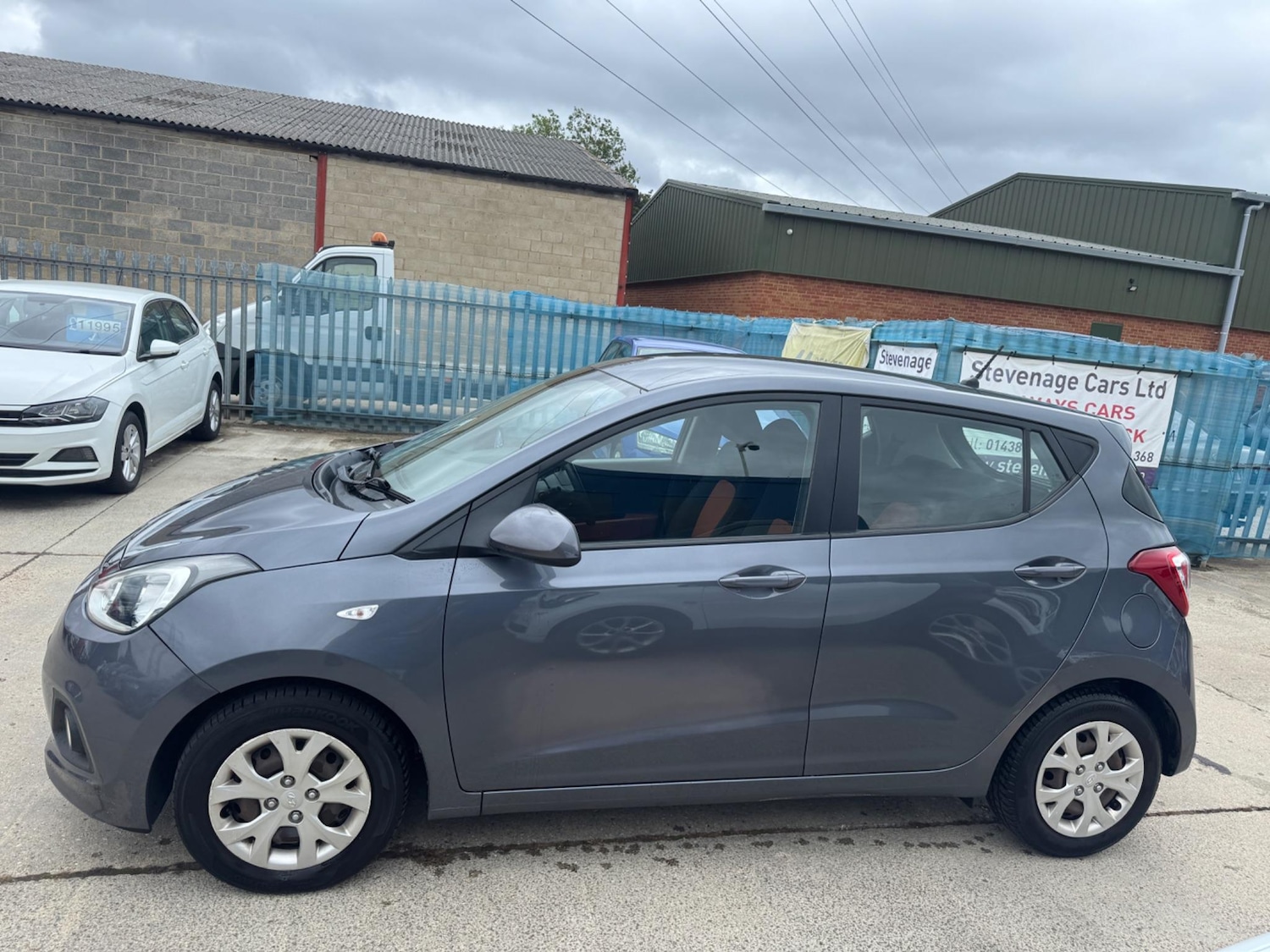 Used Hyundai i10 for sale - 76989801: Photo 4