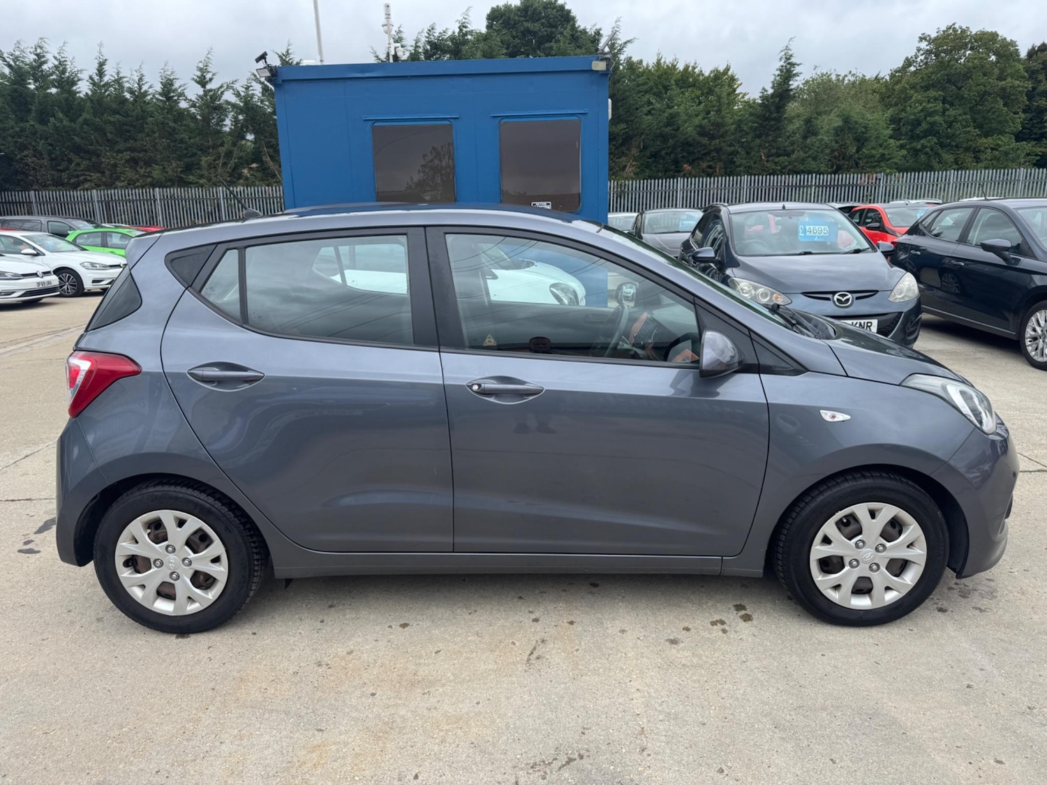 Used Hyundai i10 for sale - 76989801: Photo 7