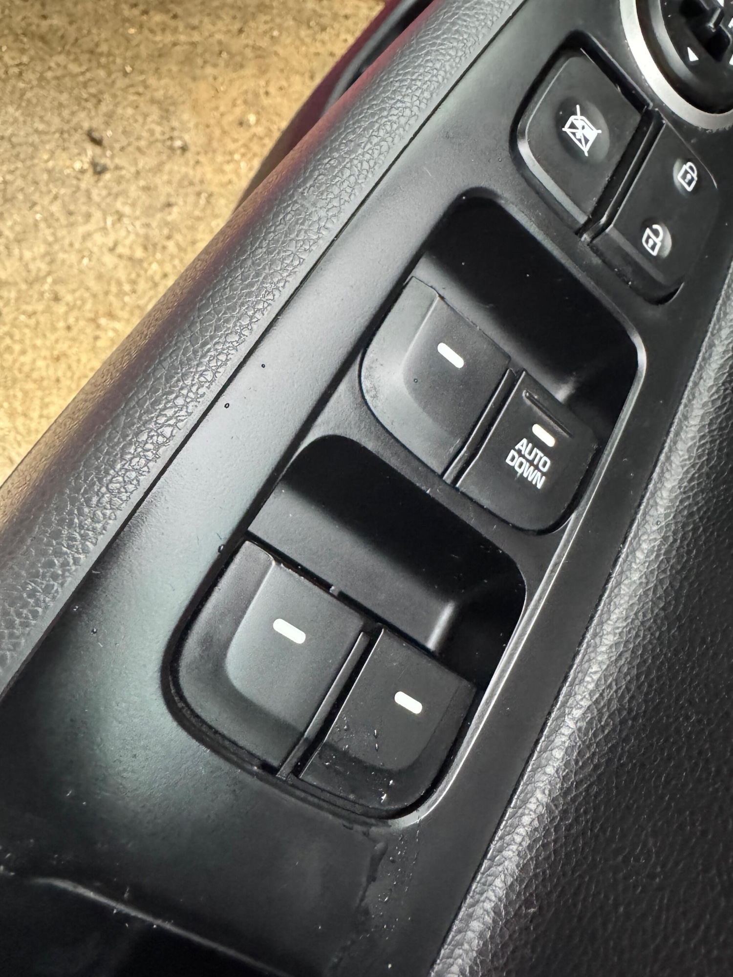 Used Hyundai i10 2018 for sale - 77015413: Photo 16