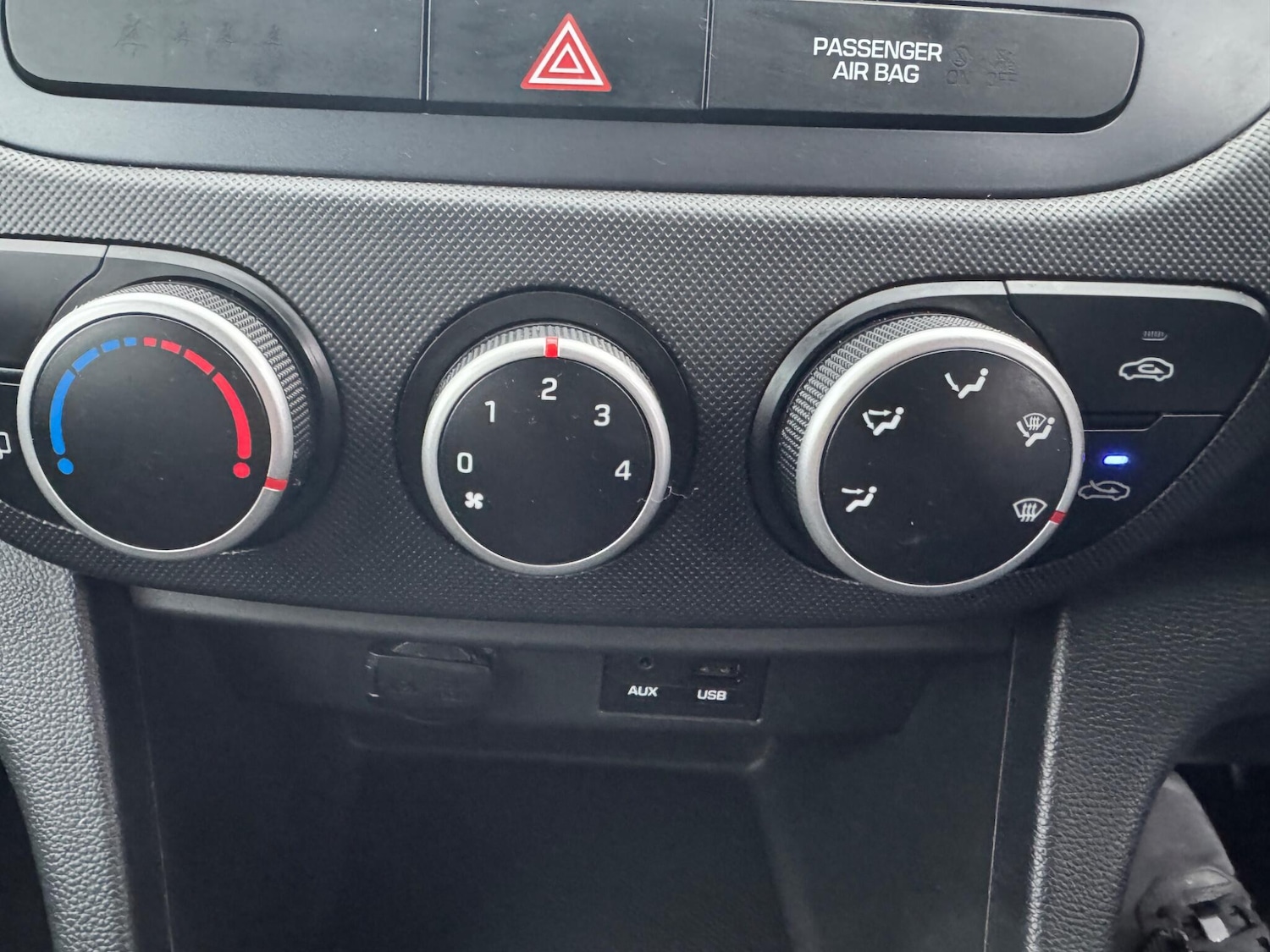 Used Hyundai i10 2018 for sale - 77015413: Photo 21