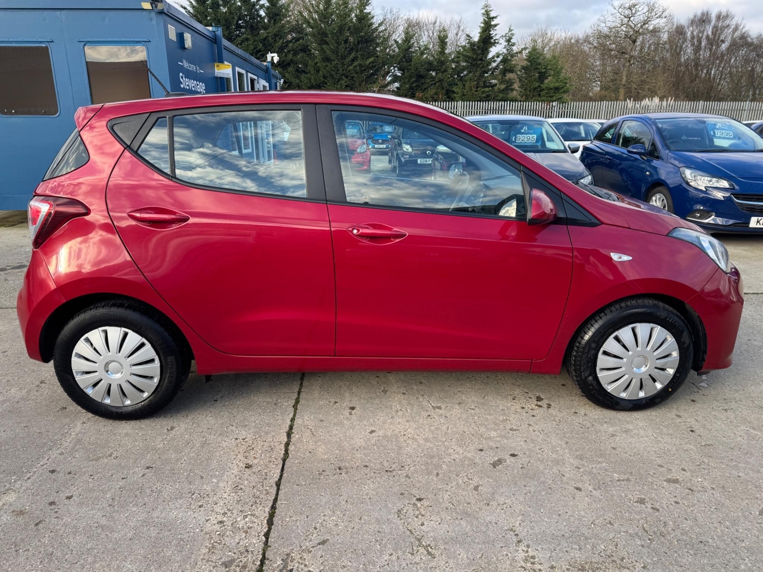 Used Hyundai i10 2018 for sale - 77015413: Photo 9