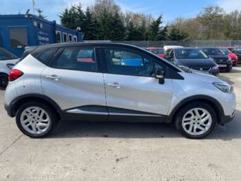 Used Renault Captur 2016 for sale - 74221821: Photo