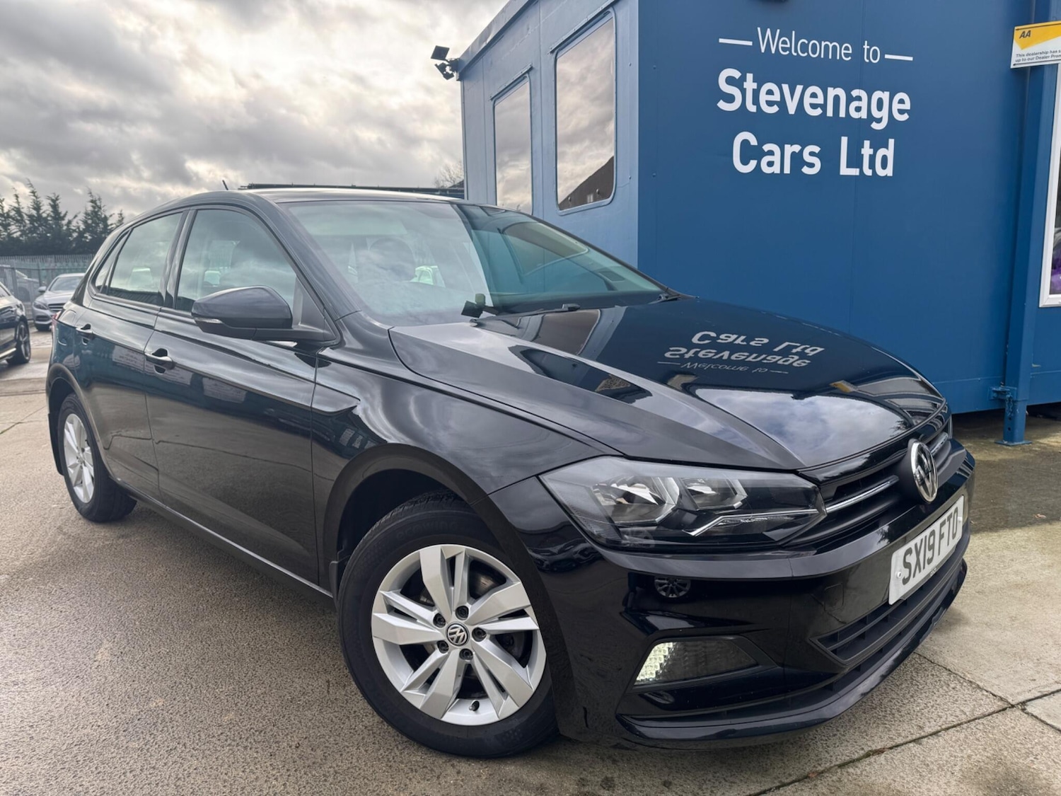 Used Volkswagen Polo 2019 for sale - 76108684: Photo 1