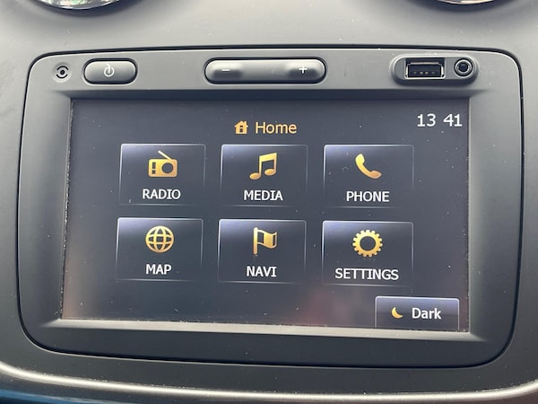 Used Dacia Sandero Stepway 2014 for sale - 74920648: Photo 17
