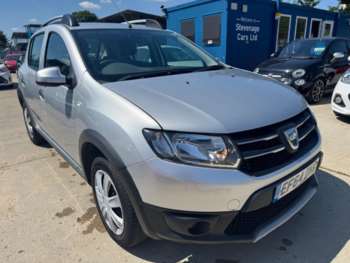 2014 (64) - 0.9 TCe Laureate Euro 5 5dr