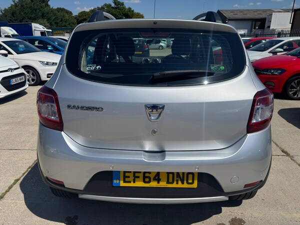 Used Dacia Sandero Stepway 2014 for sale - 74920648: Photo 6