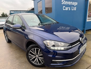 Used Volkswagen Golf 2018 for sale - 76522304: Photo