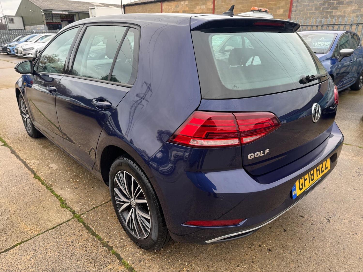 Used Volkswagen Golf 2018 for sale - 76522304: Photo 6