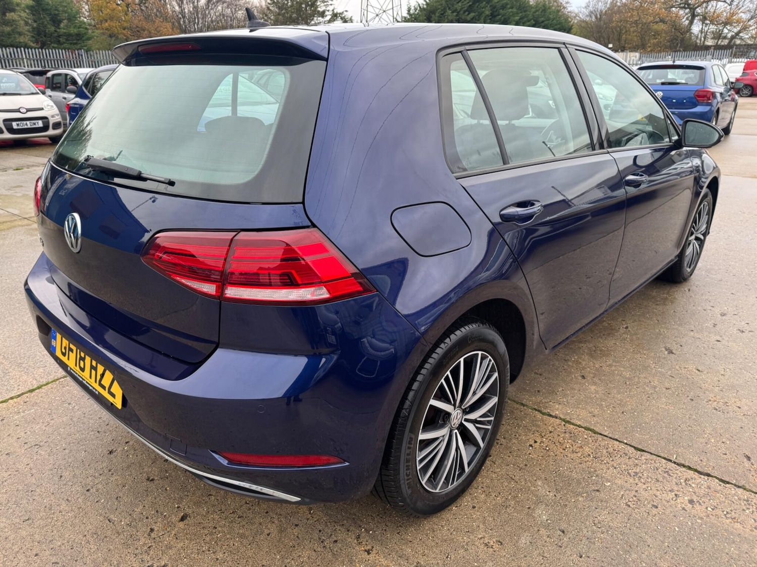 Used Volkswagen Golf 2018 for sale - 76522304: Photo 8
