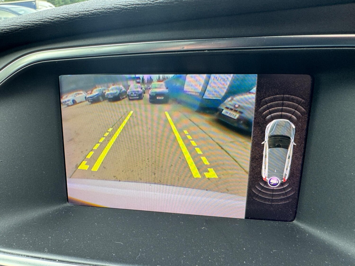 Used Volvo V40 2018 for sale - 76399349: Photo 14