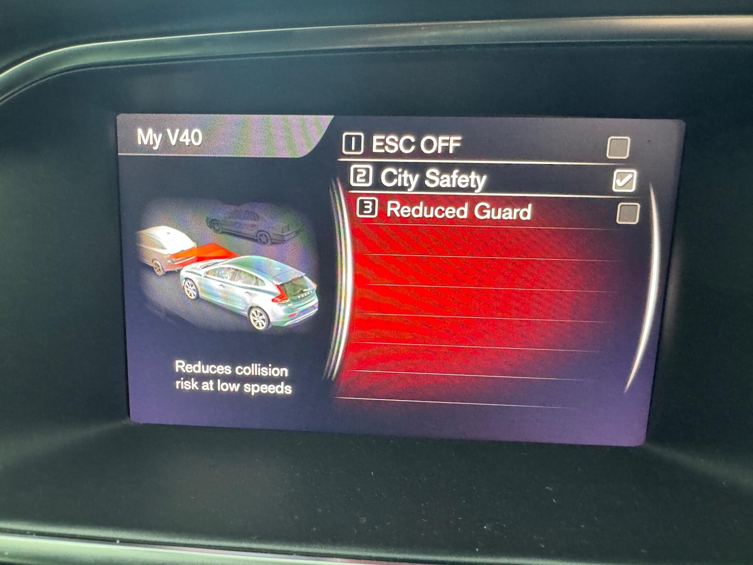 Used Volvo V40 2018 for sale - 76399349: Photo 28