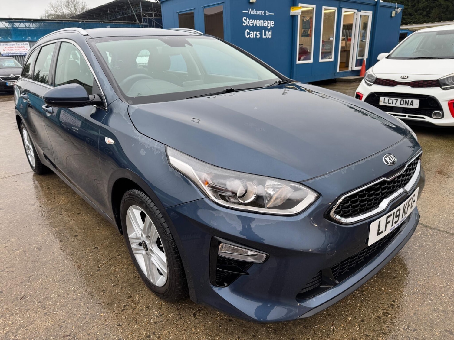 Used Kia Ceed for sale - 77612258: Photo 2