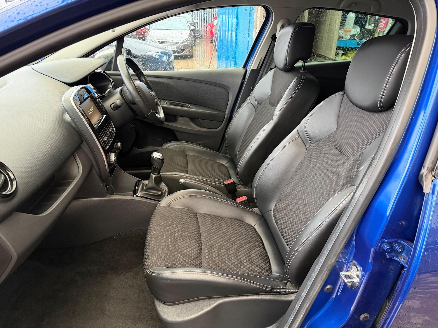 Used Renault Clio 2019 for sale - 76994859: Photo 18