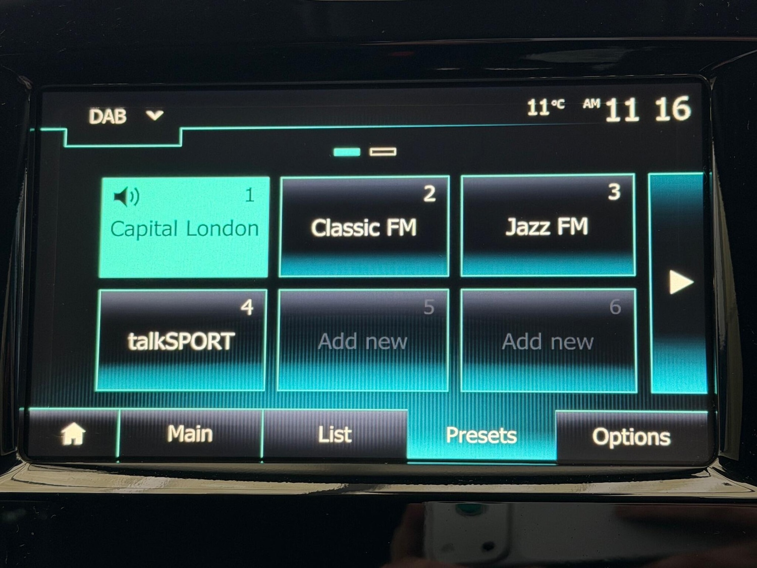 Used Renault Clio 2019 for sale - 76994859: Photo 20