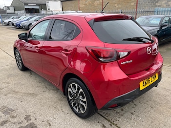 Used Mazda Mazda2 2016 for sale - 77315043: Photo