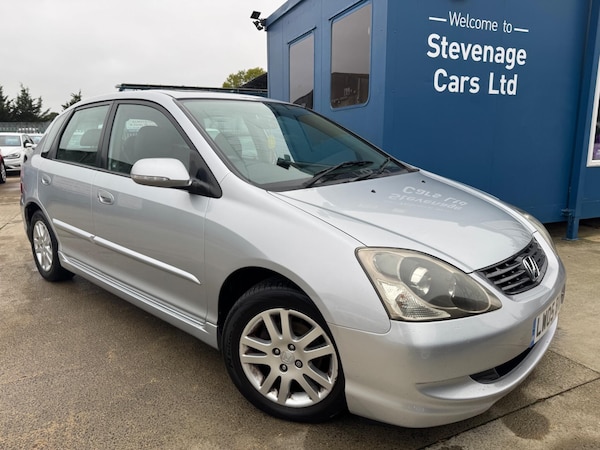 Used Honda Civic 2005 for sale - 76269759: Photo 1