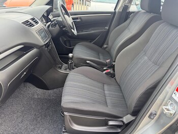 Used Suzuki Swift 2017 for sale - 77705483: Photo