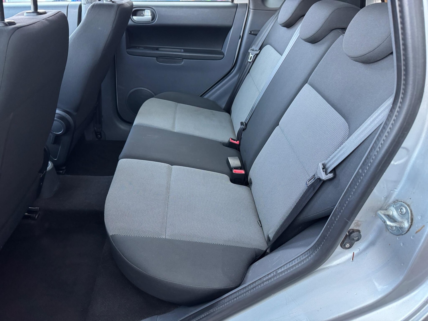 Used Mitsubishi Colt 2010 for sale - 76658920: Photo 12