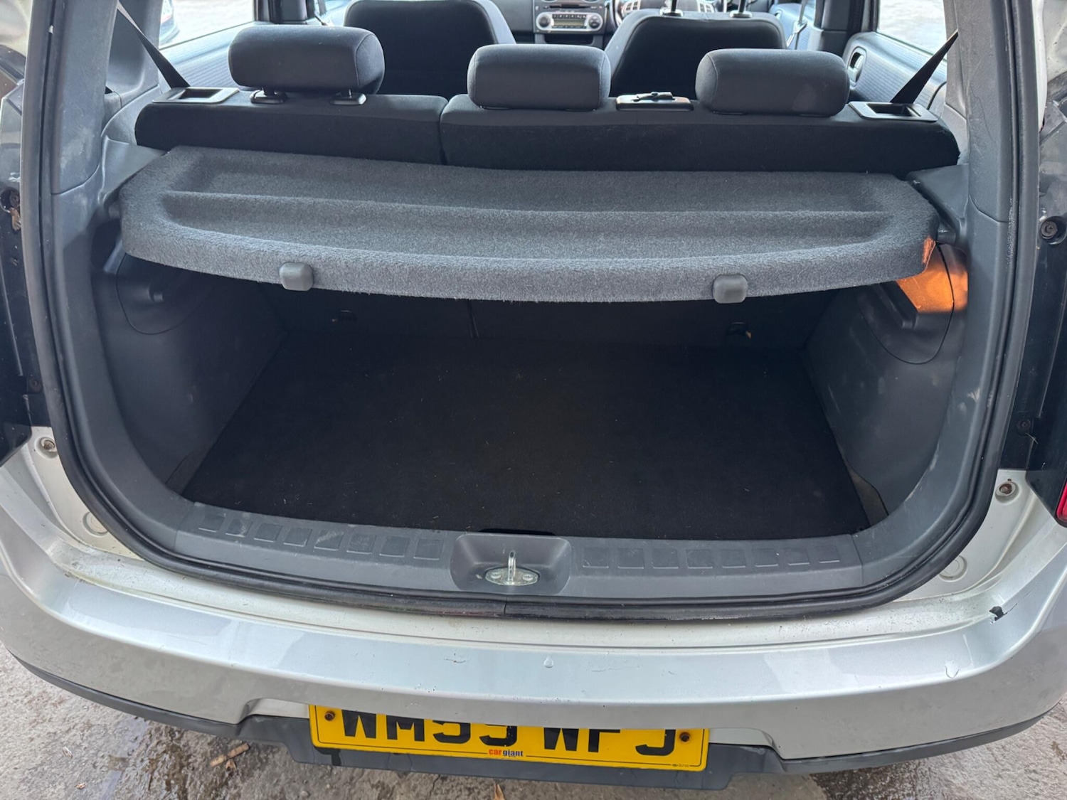 Used Mitsubishi Colt 2010 for sale - 76658920: Photo 13