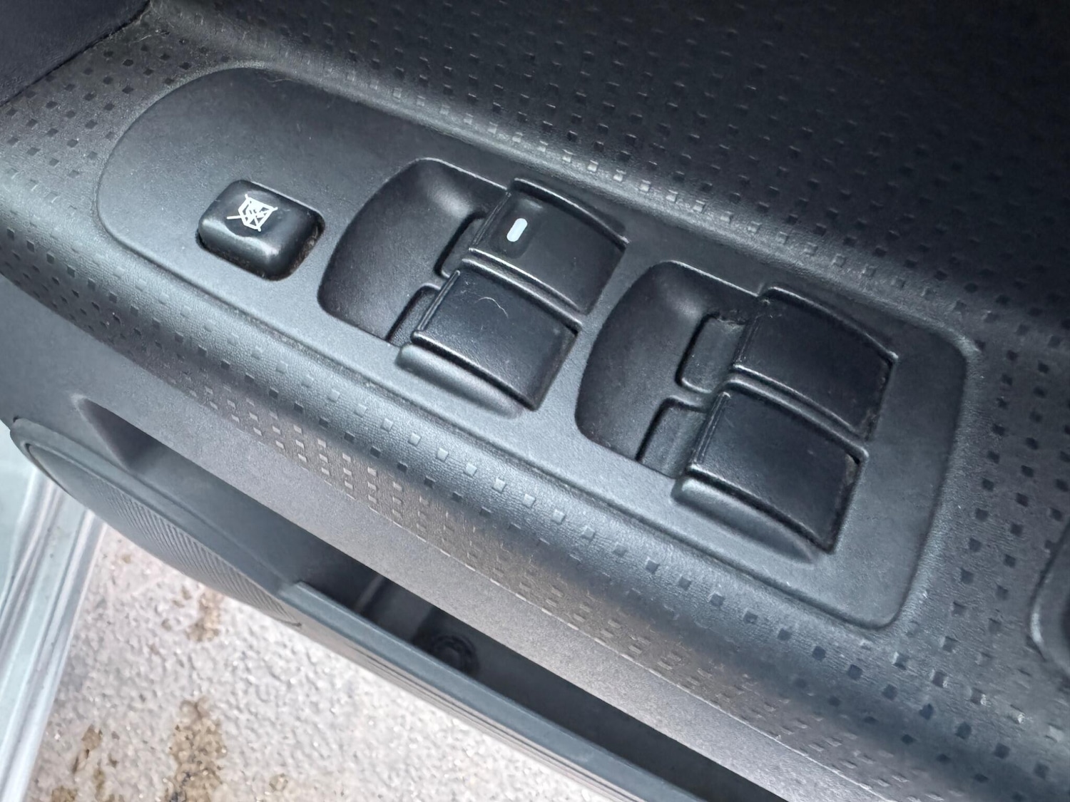 Used Mitsubishi Colt 2010 for sale - 76658920: Photo 16