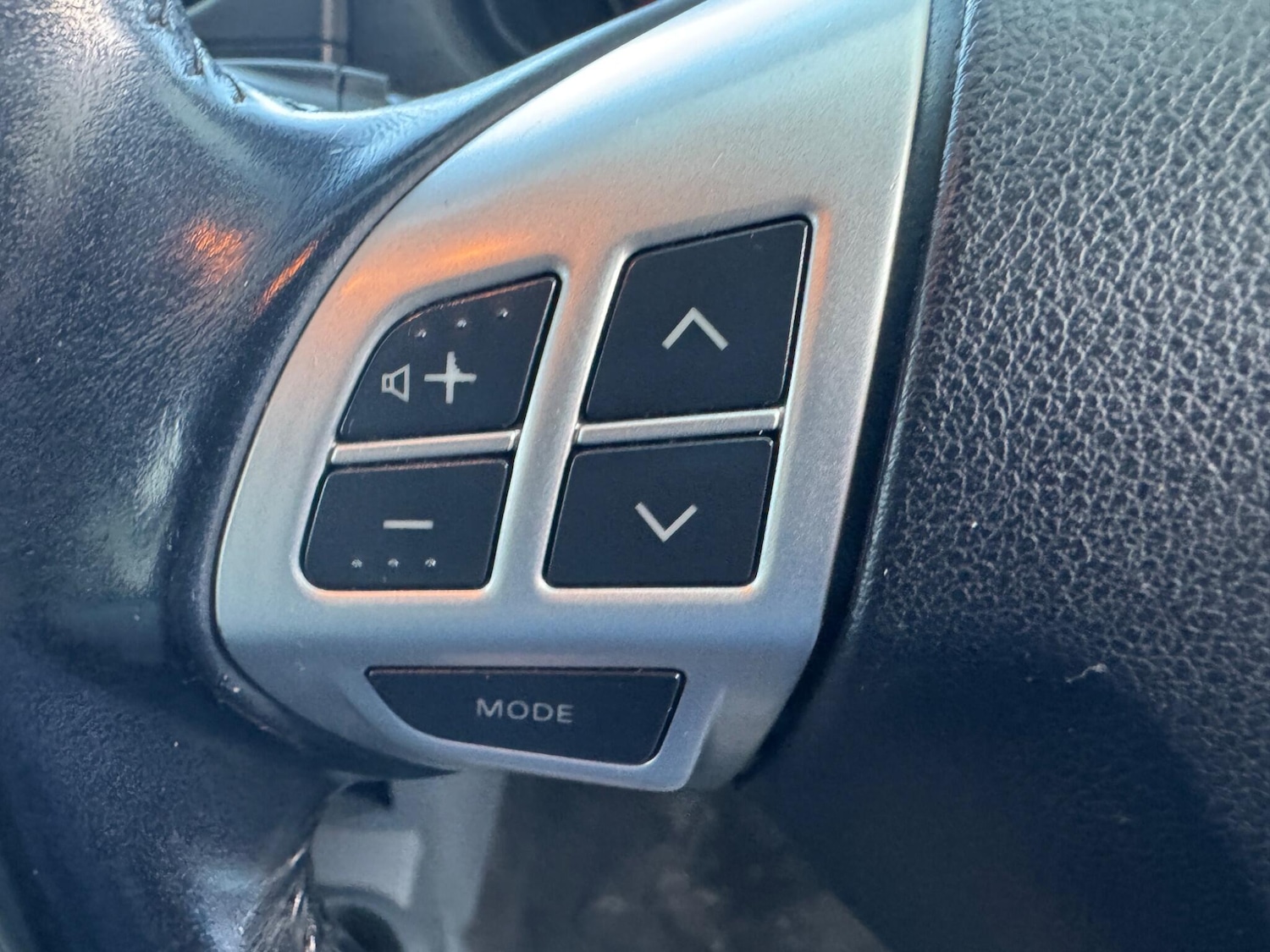 Used Mitsubishi Colt 2010 for sale - 76658920: Photo 19