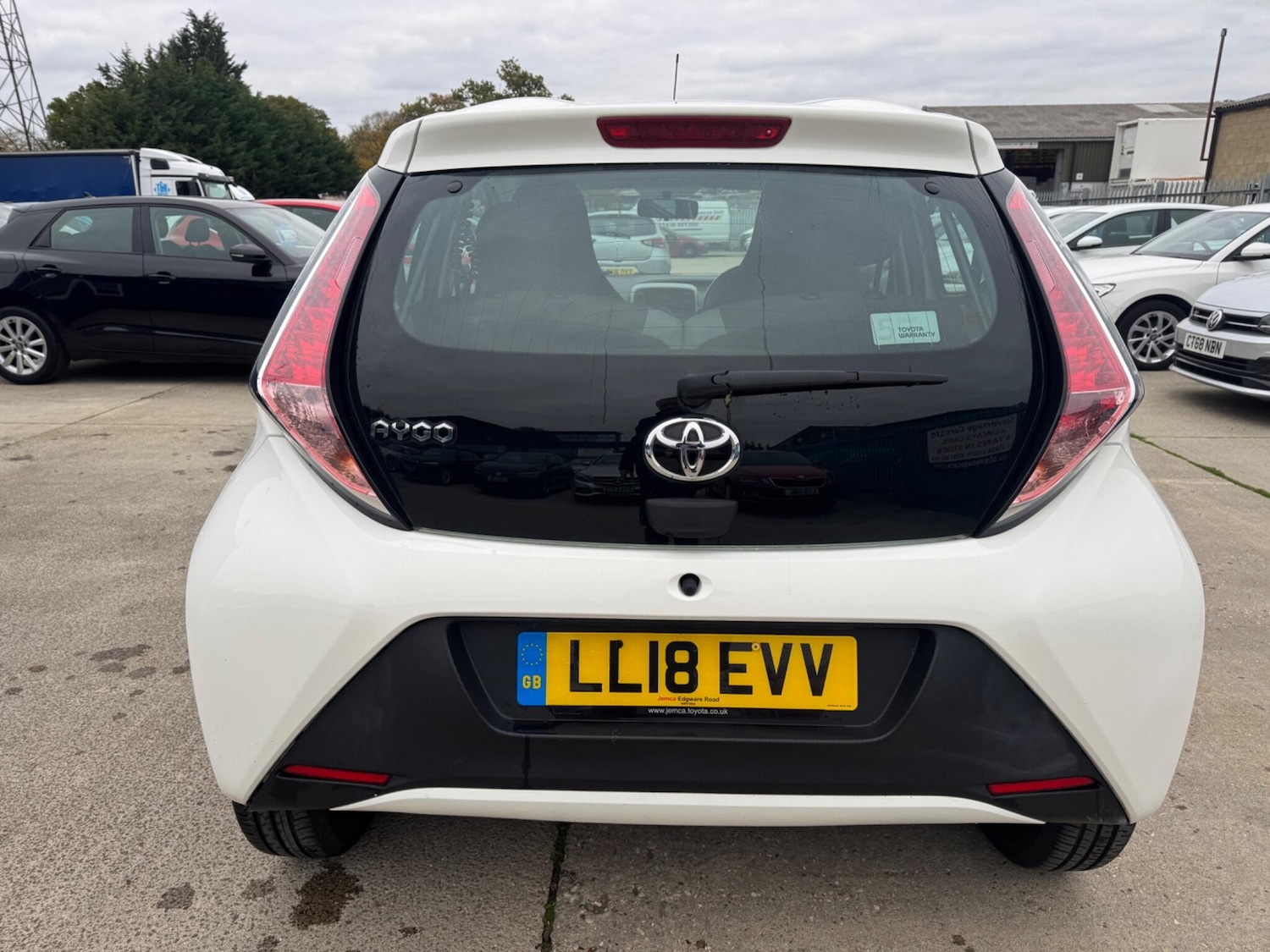 Used Toyota AYGO 2018 for sale - 76240229: Photo 7