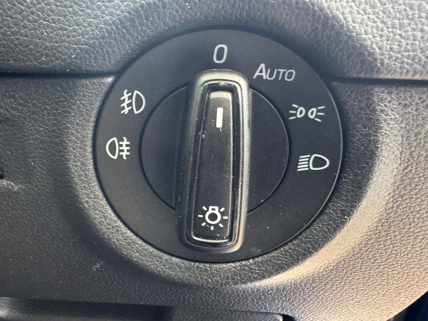 Used Skoda Octavia 2015 for sale - 76473923: Photo 20