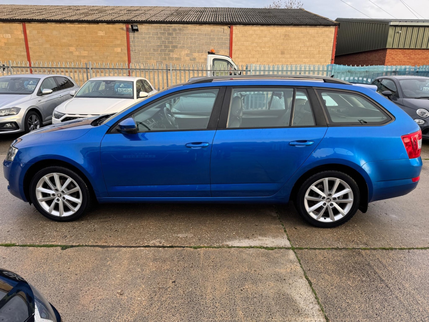 Used Skoda Octavia 2015 for sale - 76473923: Photo 5