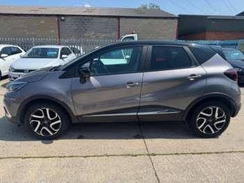 Used Renault Captur 2019 for sale - 74920741: Photo