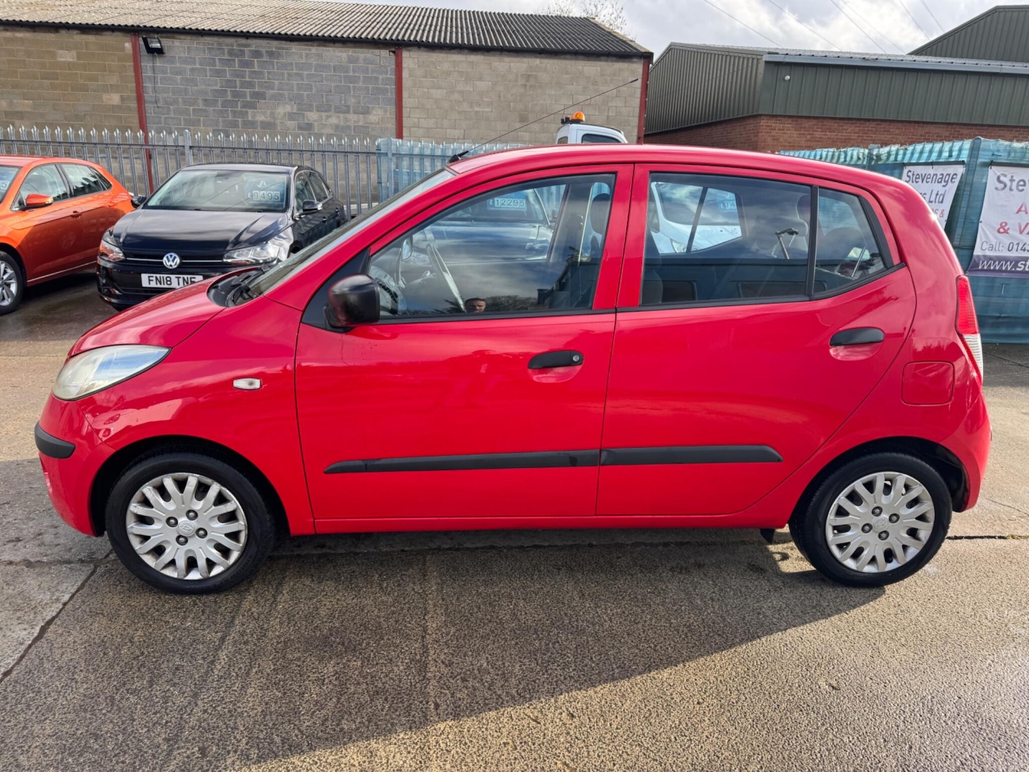 Used Hyundai i10 2011 for sale - 77396609: Photo 5