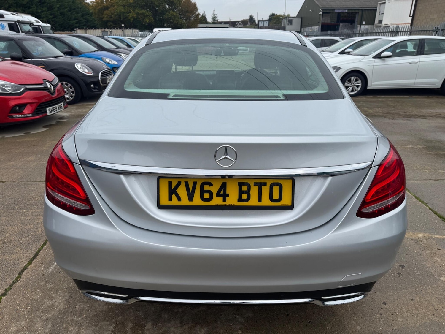 Used Mercedes-Benz C Class 2015 for sale - 76085456: Photo 6