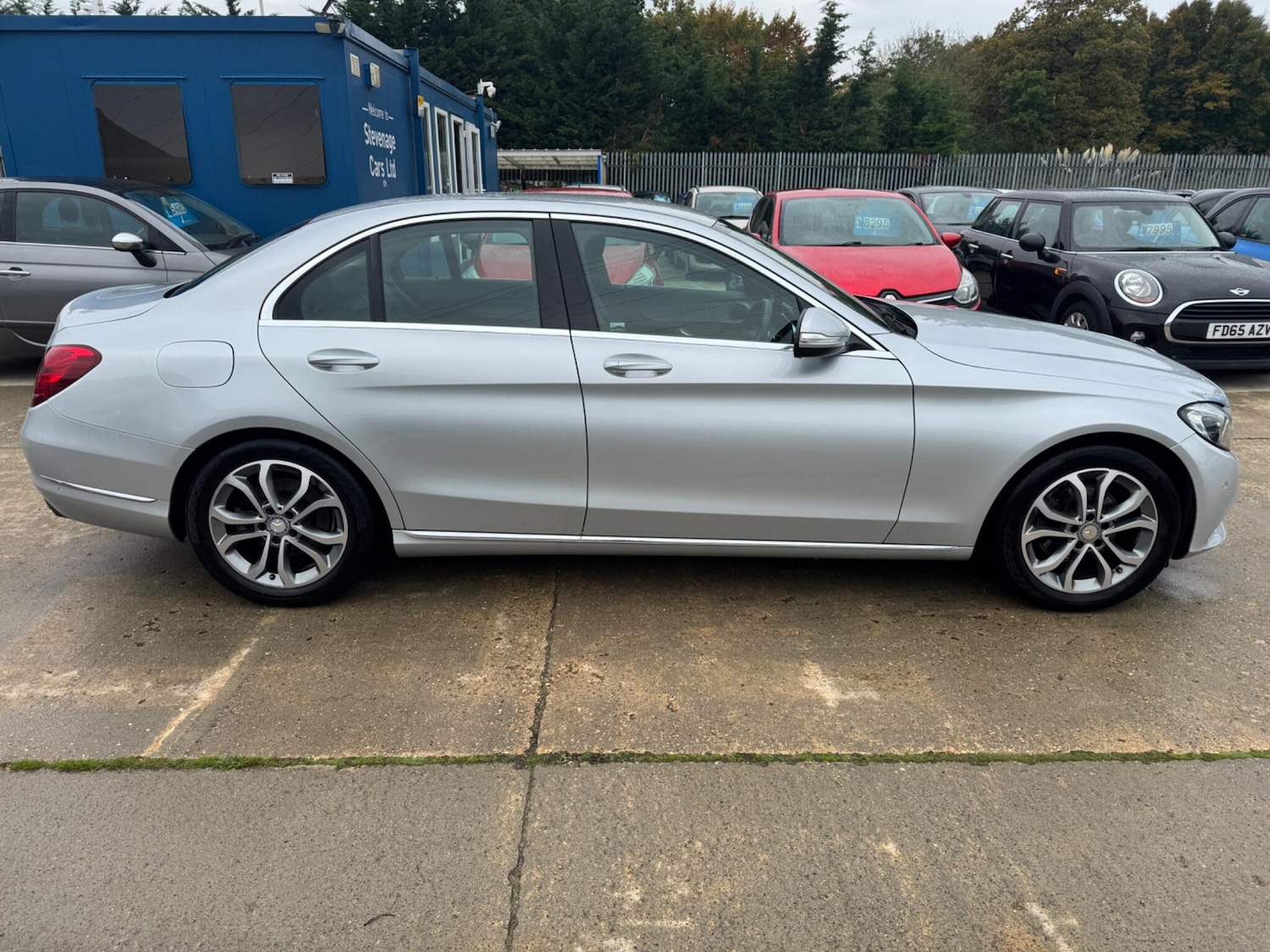 Used Mercedes-Benz C Class 2015 for sale - 76085456: Photo 8